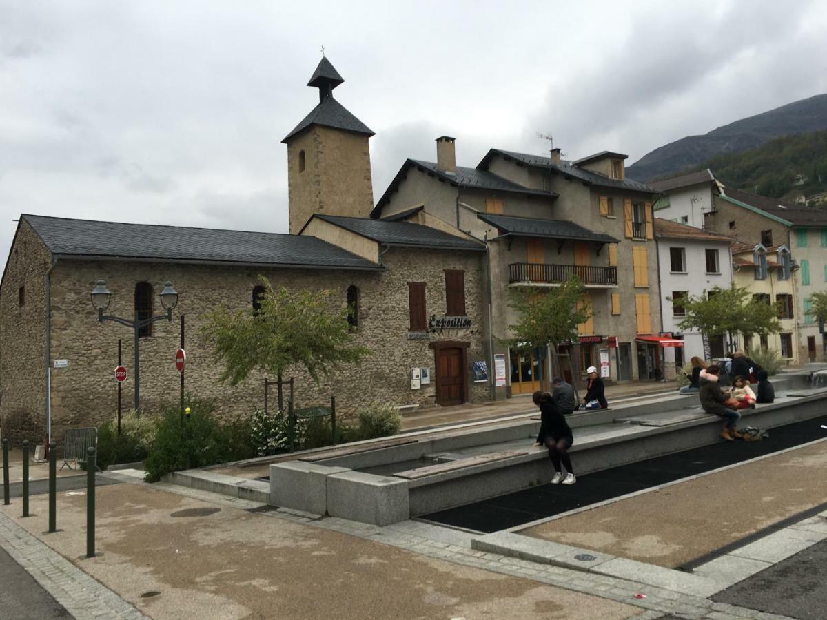 Studio 4 pers vue magnifique 100m des pistes Ax-les-Thermes Extérieur photo